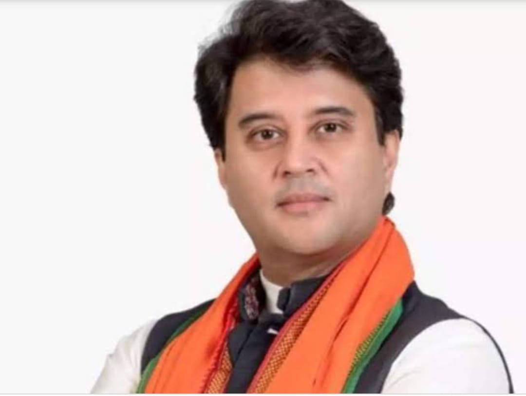 ज्योतिरादित्य ने की कांग्रेस की तारीफ! ज्योतिरादित्य ने की कांग्रेस की तारीफ!