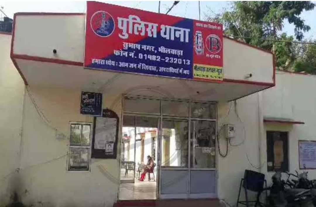 मेडिकल कॉलेज में छात्रा से यौन उत्पीड़न, चिकित्सक हिरासत में मेडिकल कॉलेज में छात्रा से यौन उत्पीड़न, चिकित्सक हिरासत में