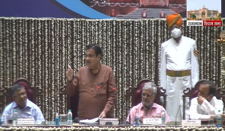 मंत्री, विधायक और मुख्यमंत्री सब दुखी हैं! मंत्री, विधायक और मुख्यमंत्री सब दुखी हैं!