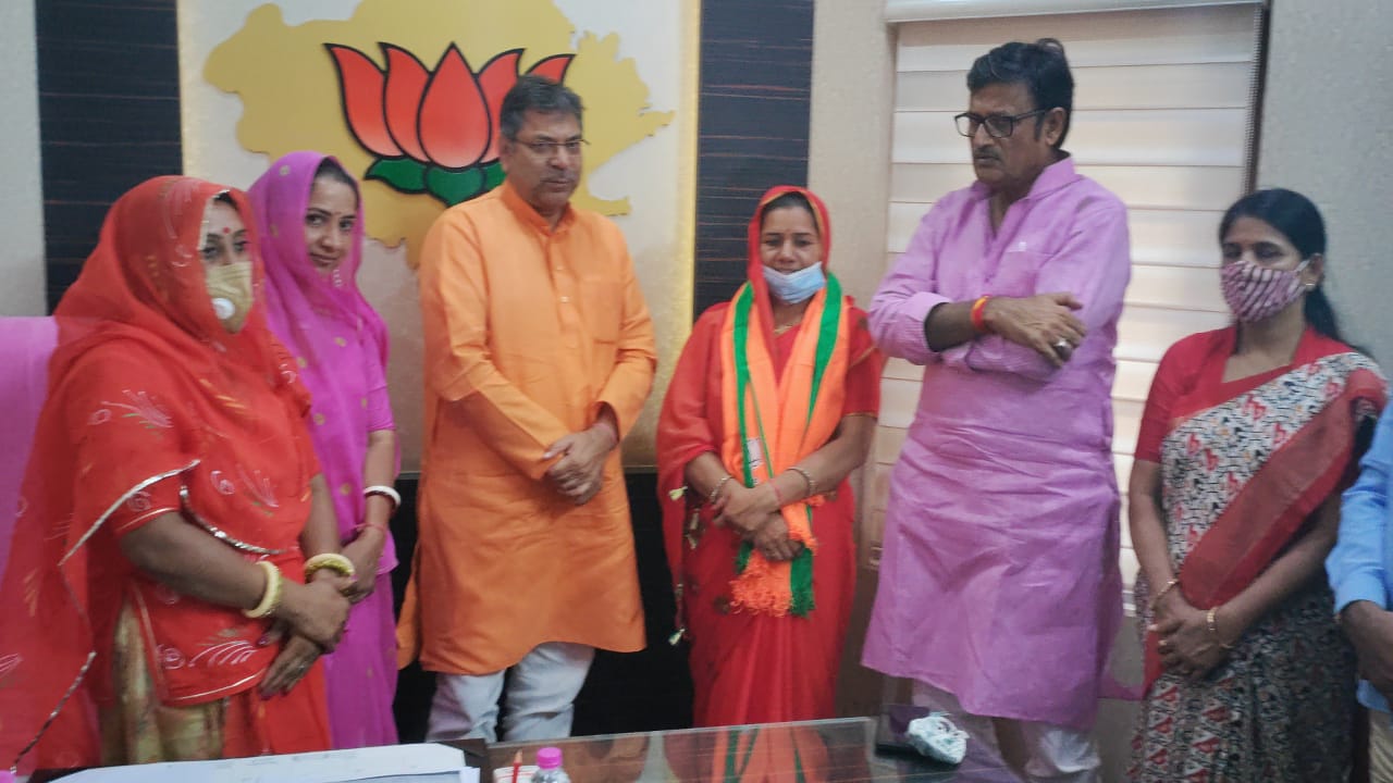 सतीश पूनियां का पार्टी में मौजूद विरोधियों काे करारा जवाब सतीश पूनियां का पार्टी में मौजूद विरोधियों काे करारा जवाब