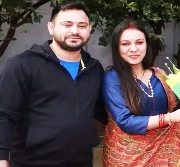 हनीमून पर जाने की तैयारी में तेजस्वी यादव हनीमून पर जाने की तैयारी में तेजस्वी यादव