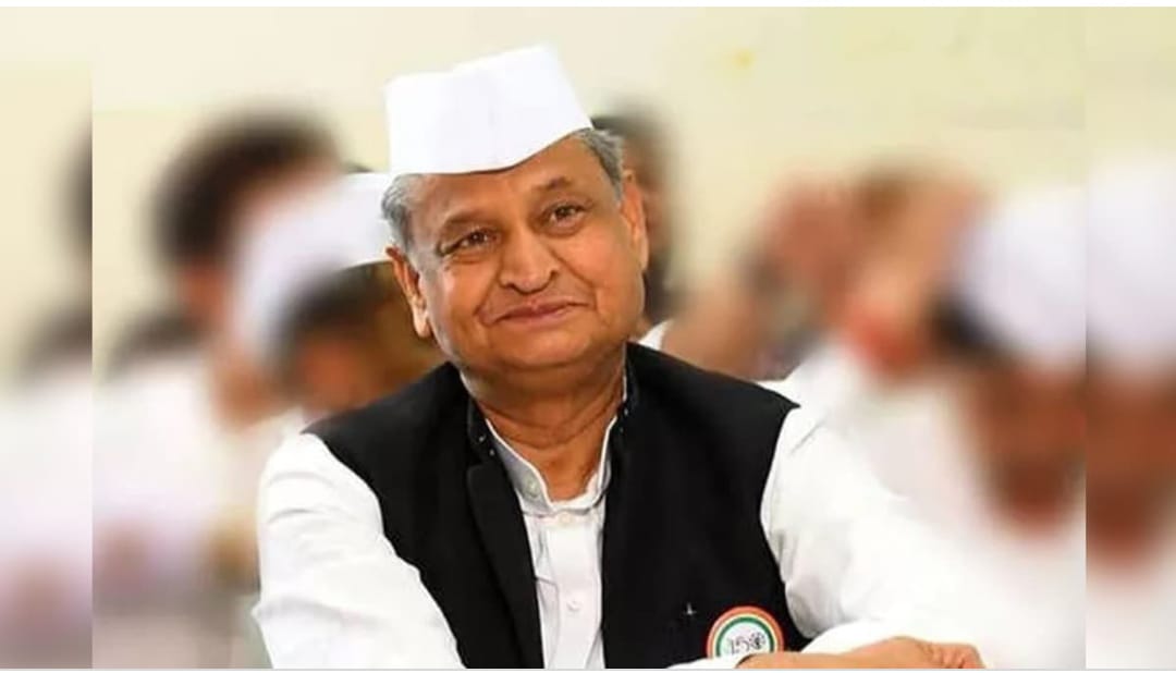 मुख्यमंत्री ने आज अचानक क्यों बुलाई मंत्रियों की बैठक? मुख्यमंत्री ने आज अचानक क्यों बुलाई मंत्रियों की बैठक?