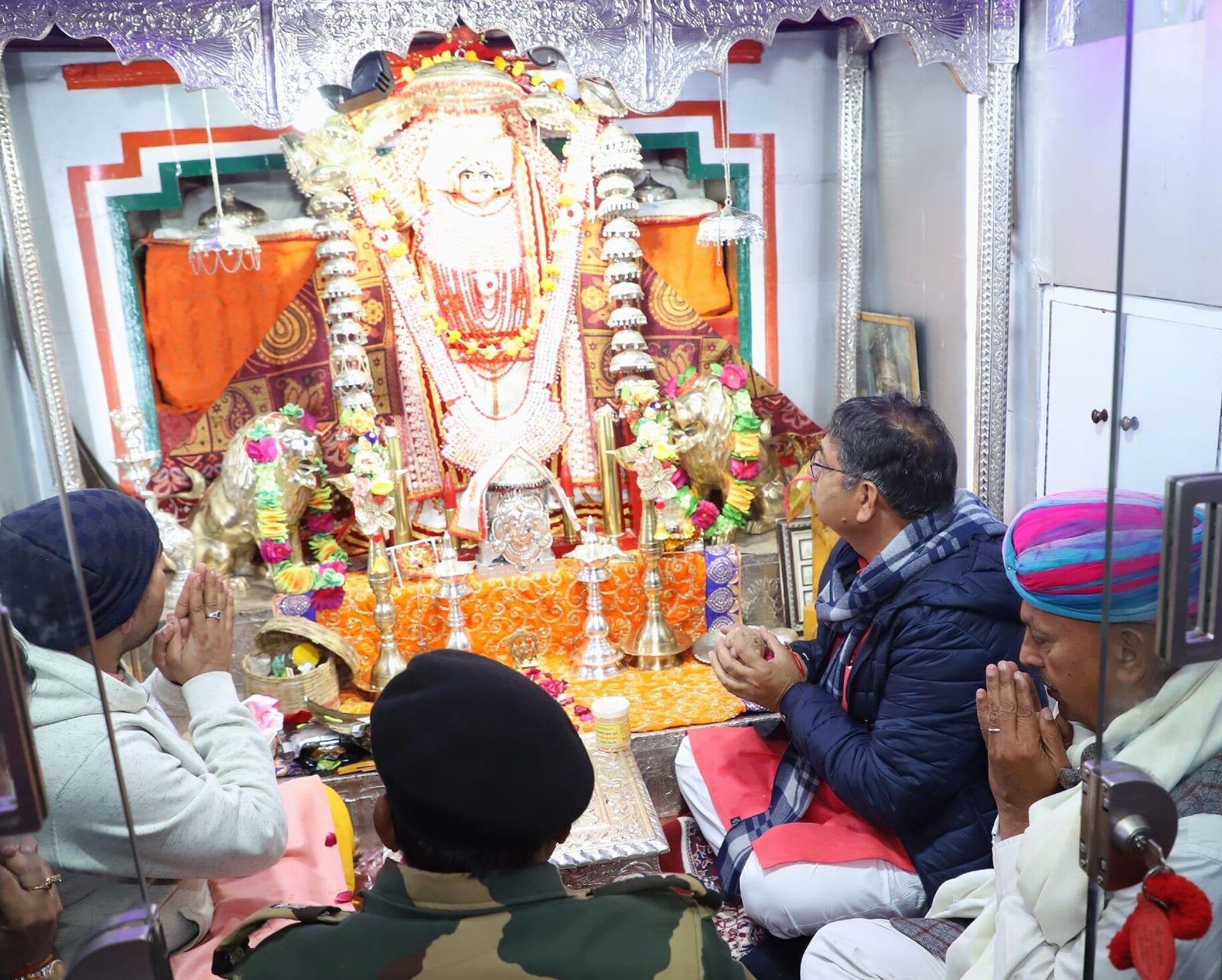 राजस्थान में भी पीएम मोदी के लिए… राजस्थान में भी पीएम मोदी के लिए…