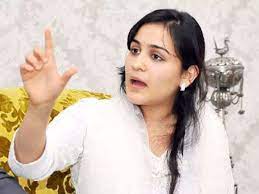 भाजपा से अपना घर नहीं बचा पाई सपा !