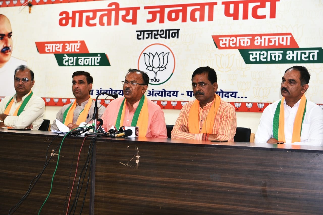 देशभर में 185 करोड़ लोगों का हुआ वैक्सीनेशन