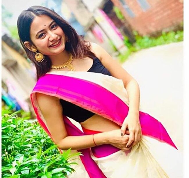 घर के अंदर फंदे से लटकी मिली ये खूबसूरत अभिनेत्री