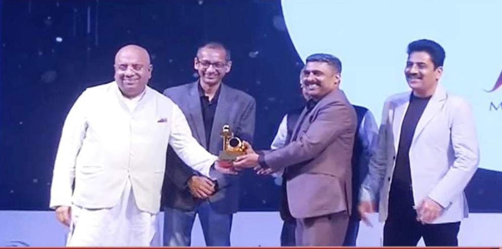 मनोज माथुर बने “एडिटर ऑफ द ईयर”