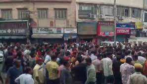 राजस्थान के उदयपुर में दिनदहाड़े युवक का गला काटकर हत्या