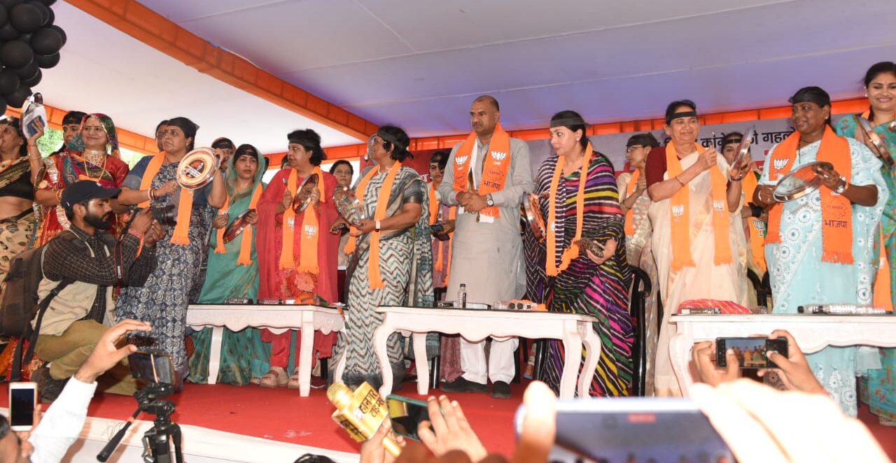 रिश्वत में अस्मत, भेडियों को मिले कठोर सजा