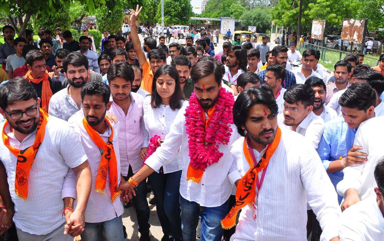 छात्रसंघ चुनाव, नहीं तो होगा आंदोलन…!
