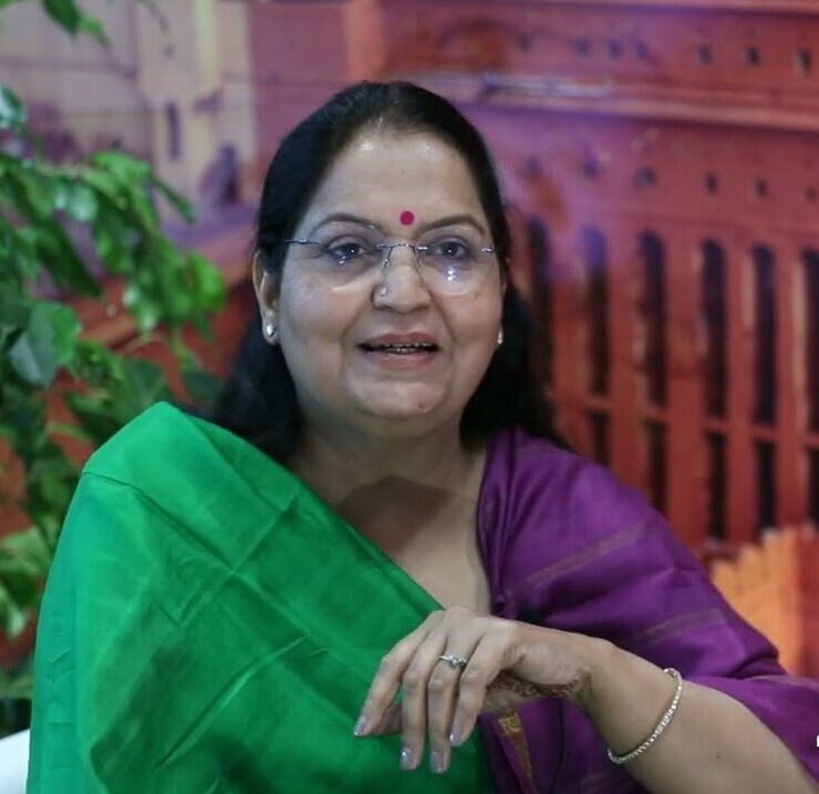 डॉ रश्मि शर्मा आवासन मंडल आयुक्त