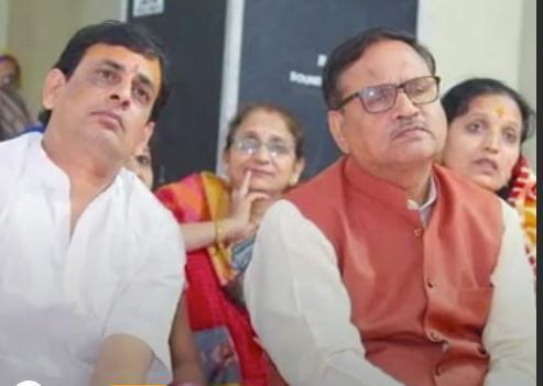 जल जीवन मिशन घोटाले में महेश जोशी के करीबी संजय 4 दिन के रिमांड पर… जल जीवन मिशन घोटाले में महेश जोशी के करीबी संजय 4 दिन के रिमांड पर…