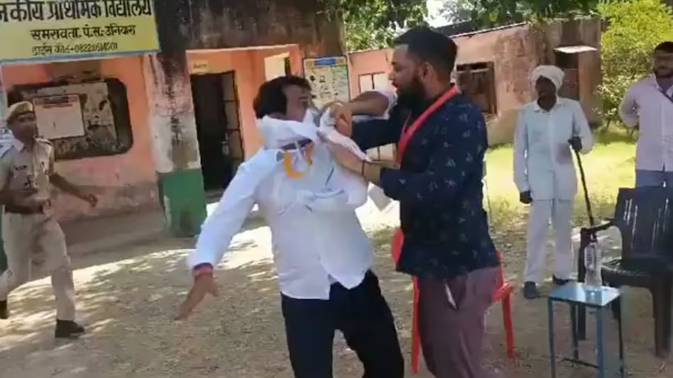 नरेश मीणा की गिरफ्तारी..!, SDM को मारा थप्पड़, आज RAS जाएंगे पैन डाउन हड़ताल… नरेश मीणा की गिरफ्तारी..!, SDM को मारा थप्पड़, आज RAS जाएंगे पैन डाउन हड़ताल…