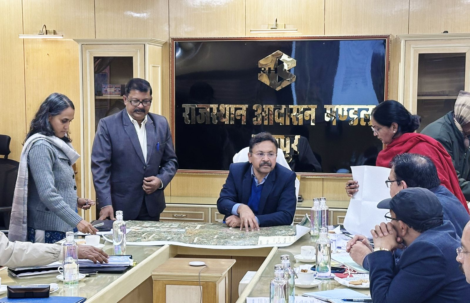 लैंड बैंक विस्तार-भूमि अधिग्रहण पर प्रमुख सचिव वैभव गालरिया की समीक्षा बैठक