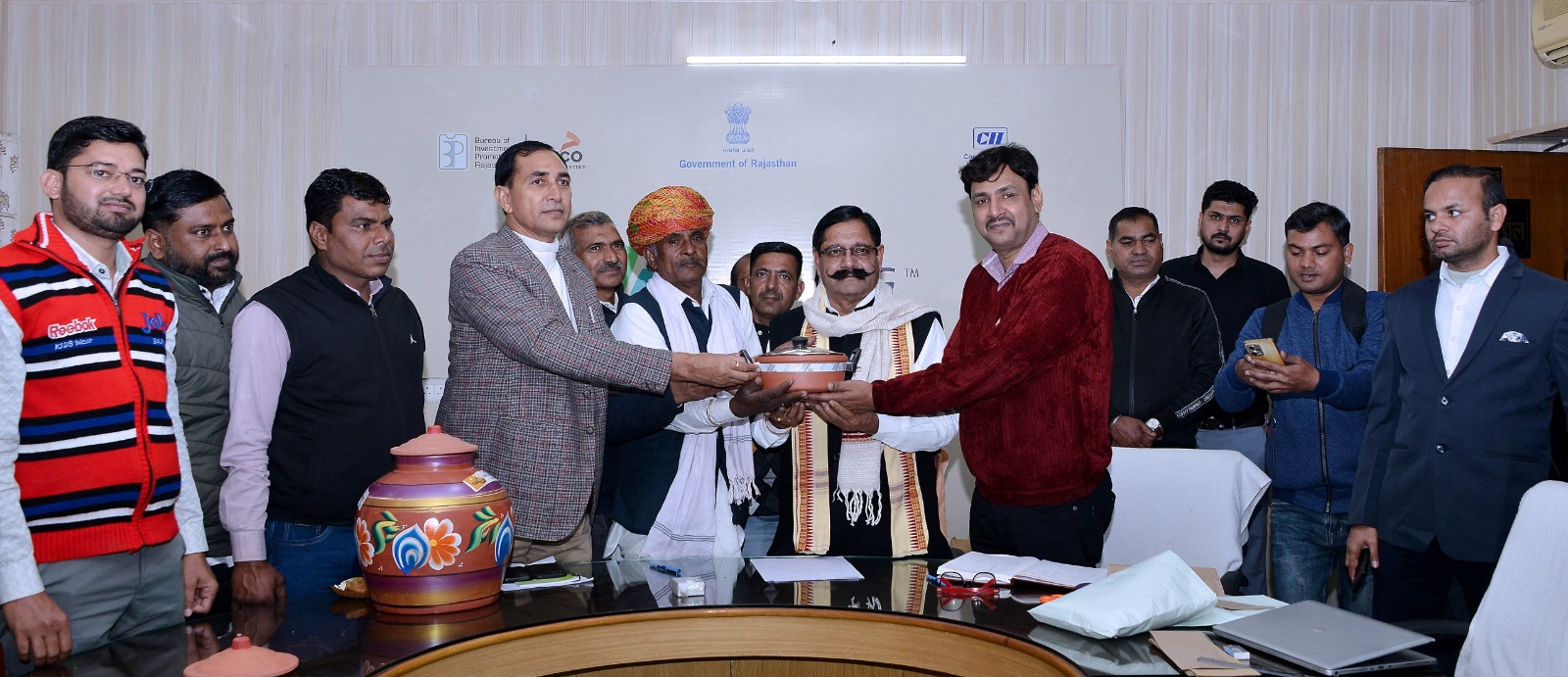 16 जिलों के 320 कामगारों का शुक्रवार को हुआ लाटरी से चयन…!