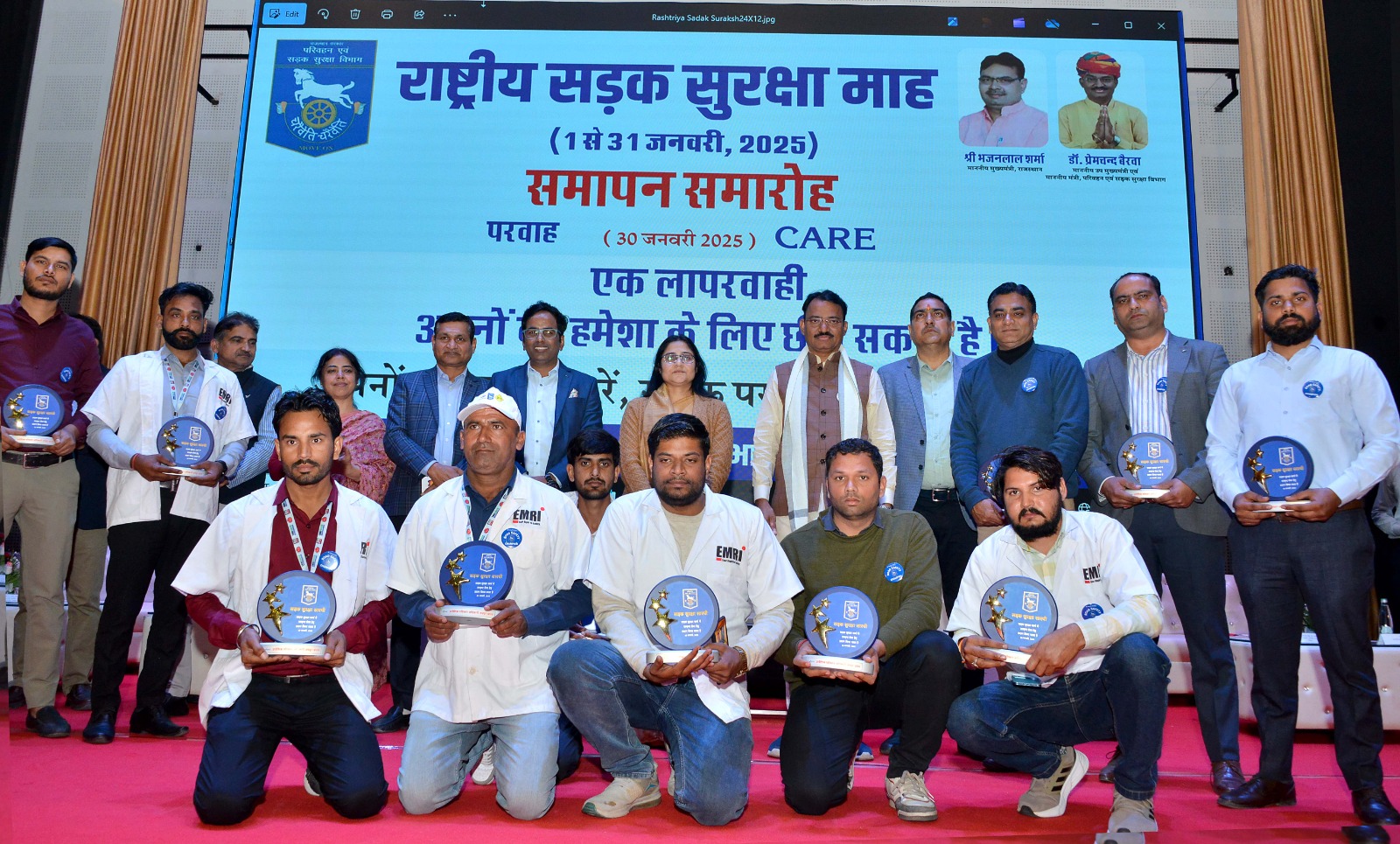 यातायात नियमों के पालन से ही सड़क दुर्घटनाओं पर लगेगा अंकुश- डॉ. बैरवा