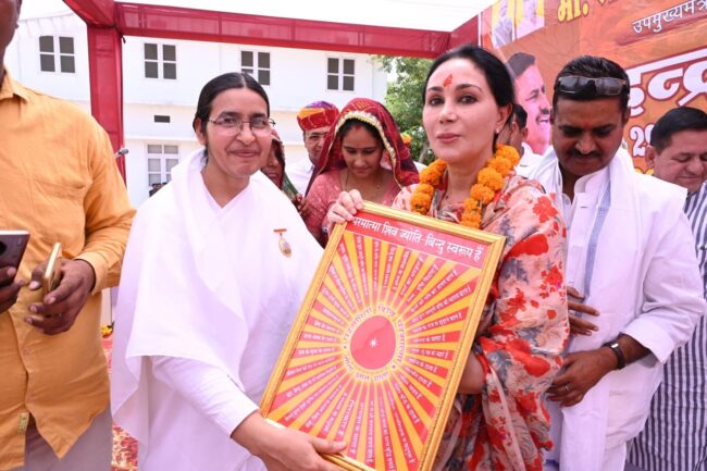 Deputy Chief Minister Diya Kumari inaugurated and laid the foundation stone during her visit to Jhunjhunu Sainik School Brahmakumaris Hostel Dispensary inauguration Udaipurwati Indrapura