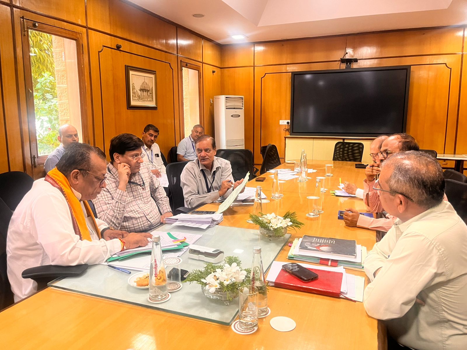 पशुपालक परिवारों के 21 लाख गाय, भैंस, भेड़, बकरी और ऊंट का होगा बीमा, मंगला पशु बीमा जल्द… पशुपालक परिवारों के 21 लाख गाय, भैंस, भेड़, बकरी और ऊंट का होगा बीमा, मंगला पशु बीमा जल्द…