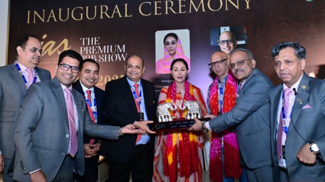 JAS-2025: Jaipur Jewellery Show inaugurated with great pomp, Diya Kumari-CK Venkataraman inaugurated... 