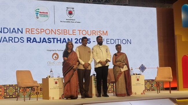 Historian Dr. Reema Hooja, hotel director Tarun Bansal, chef and author Dr. Saurabh, and moderator Sonali Chatterjee