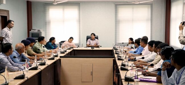 Tourism Secretary Rajesh Yadav held a review meeting regarding the preparations for Teej festival, 