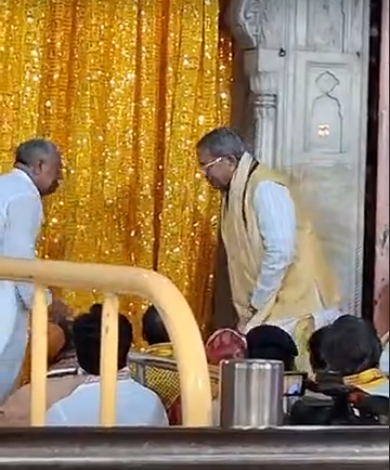 सांसद घनश्याम तिवाड़ी पहुंचे गोविंददेवजी मंदिर 