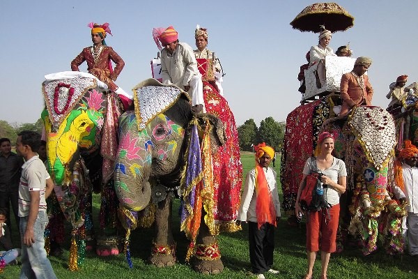सजे धजे हाथी जयपुर