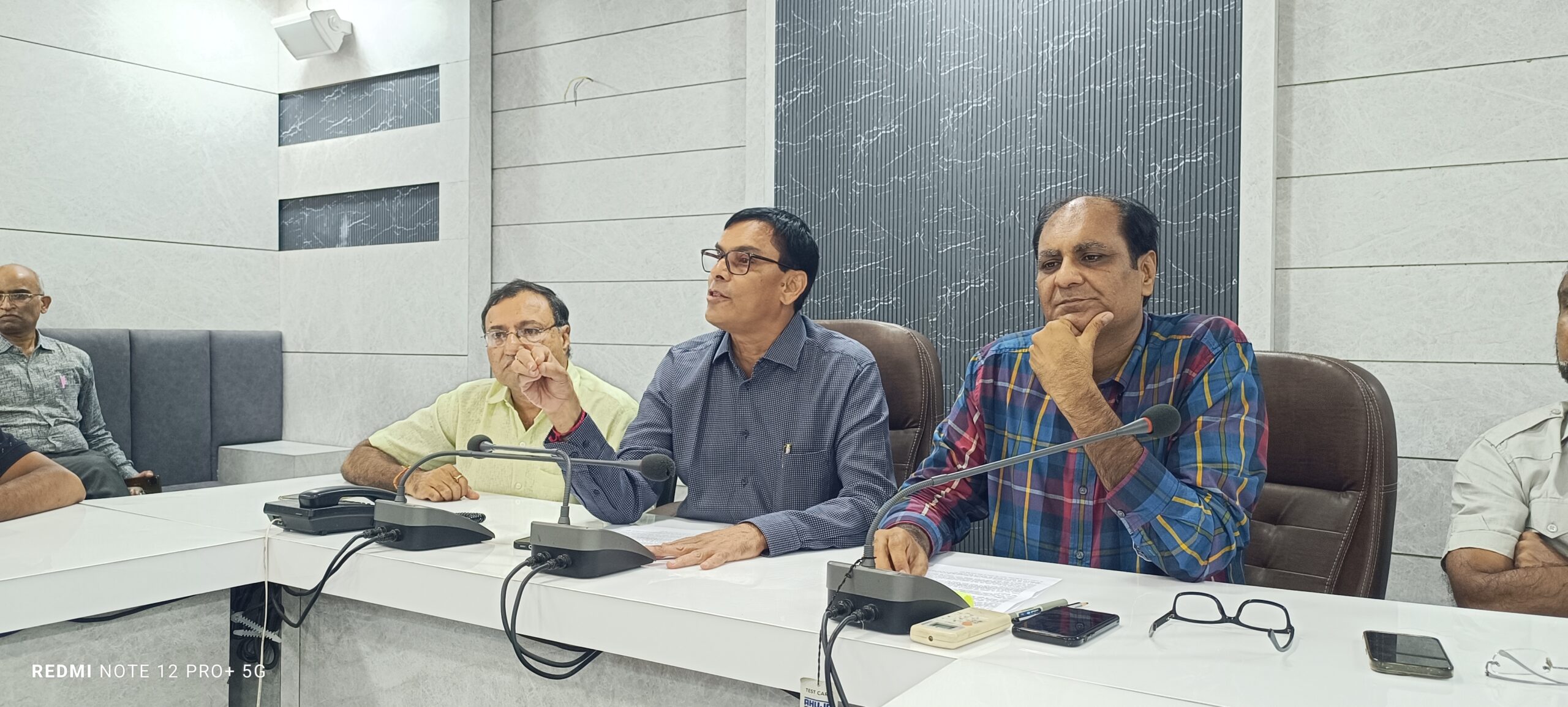 श्री माहेश्वरी समाज की 59वीं सामूहिक गोठ एवं महेश मेला पोस्टर का विमोचन