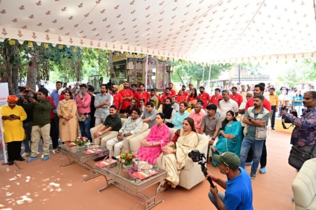 नाहरगढ़ के जयपुर वैक्स म्यूज़ियम में ब्रिगेडियर सवाई भवानी सिंह की वैक्स प्रतिमा का भव्य अनावरण