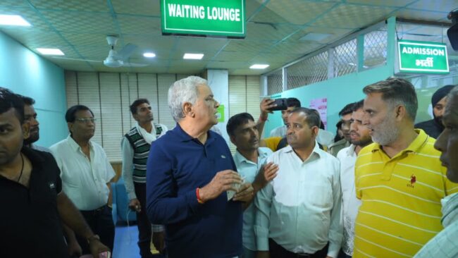 जयपुर के दुर्लभजी अस्पताल में शव को लेकर हंगामा: पहले पैसे, फिर बॉडी, मंत्री किरोड़ीलाल मीणा बोले- "शव के साथ खिलवाड़"