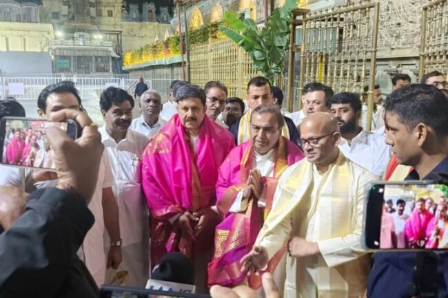 नाथद्वारा में मुकेश अंबानी का ऐलान, किसको दिया करोड़ों का दान? 50 करोड़.