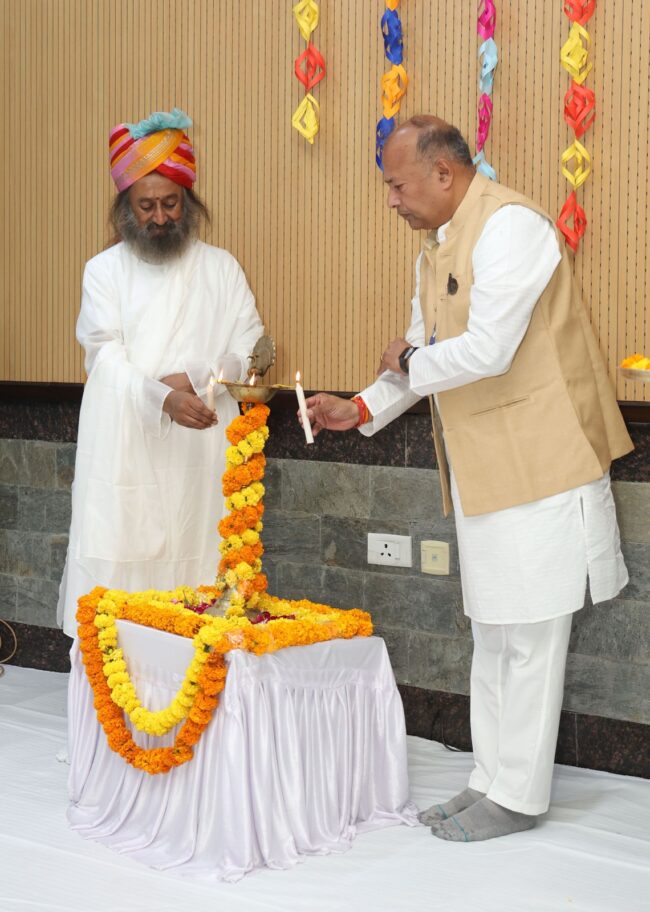 आध्यात्मिक गुरु श्री श्री रविशंकर