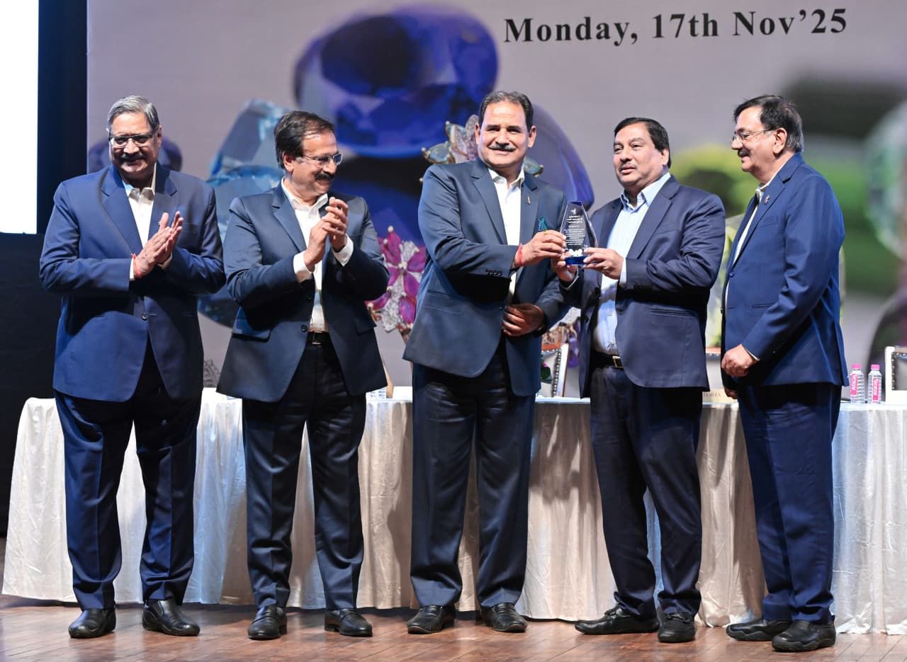 जेजेएस 2025: रिकॉर्ड 1225 बूथ्स और 700+ एग्जीबिटर्स के साथ इतिहास रचने को तैयार जेजेएस 2025: रिकॉर्ड 1225 बूथ्स और 700+ एग्जीबिटर्स के साथ इतिहास रचने को तैयार