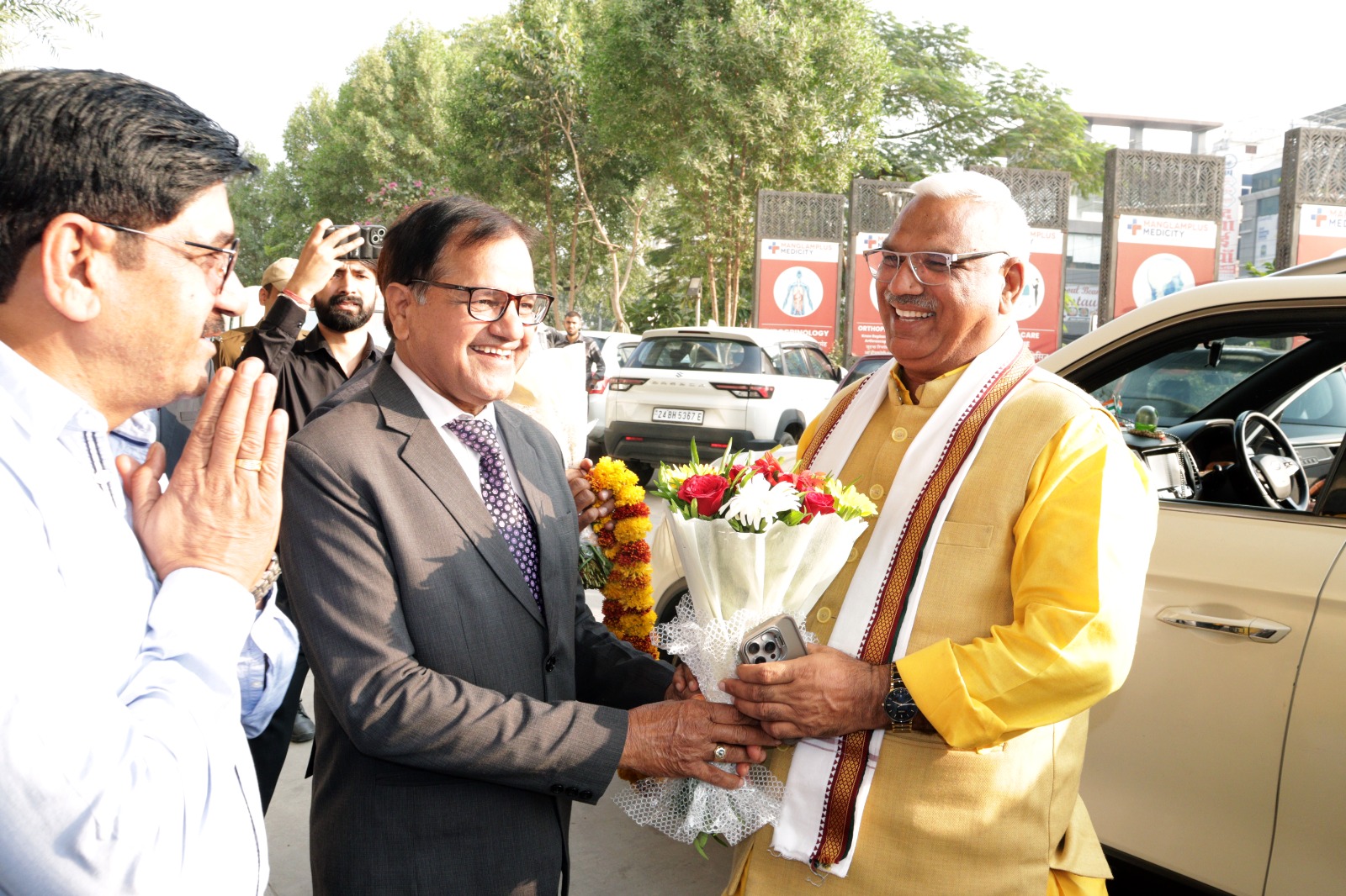 राजस्थान के सम्यक सिंघल करेंगे ओलम्पिक में भारत का प्रतिनिधित्व मंत्री जवाहर बेढ़म का स्वागत 