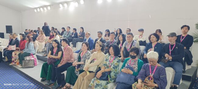 विदेशी मेहमानों को डेलीगेशन