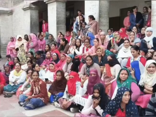 एमबी अस्पताल उदयपुर हड़ताल नर्सिग कर्मचारी 2 