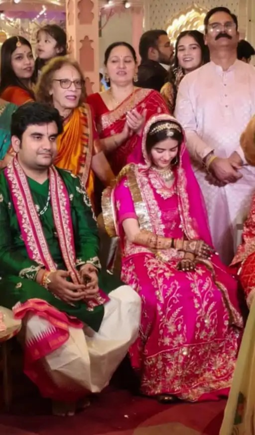 कथावाचक इंद्रेश की जयपुर में शादी 