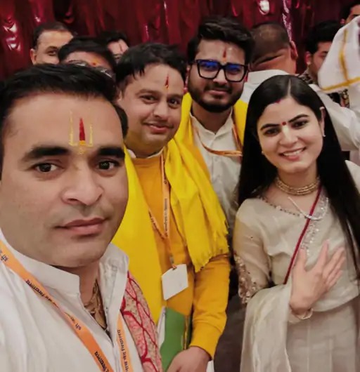 कथावाचक इंद्रेश की जयपुर में शादी कई कथावाचक पहुंचे