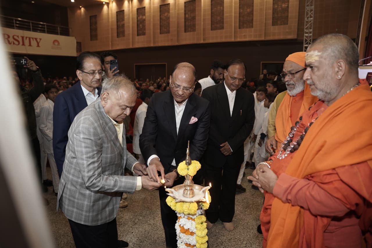 गीतांजली विश्वविद्यालय में गूंजे वैदिक स्वर का उद्घाटन समारोह