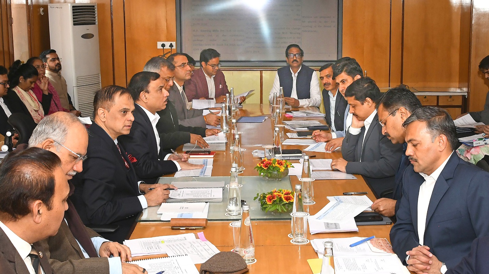 स्टेट एम्पावर्ड कमेटी ने की 49,883.85 करोड़ के निवेश प्रस्तावों को अनुशंसा 3