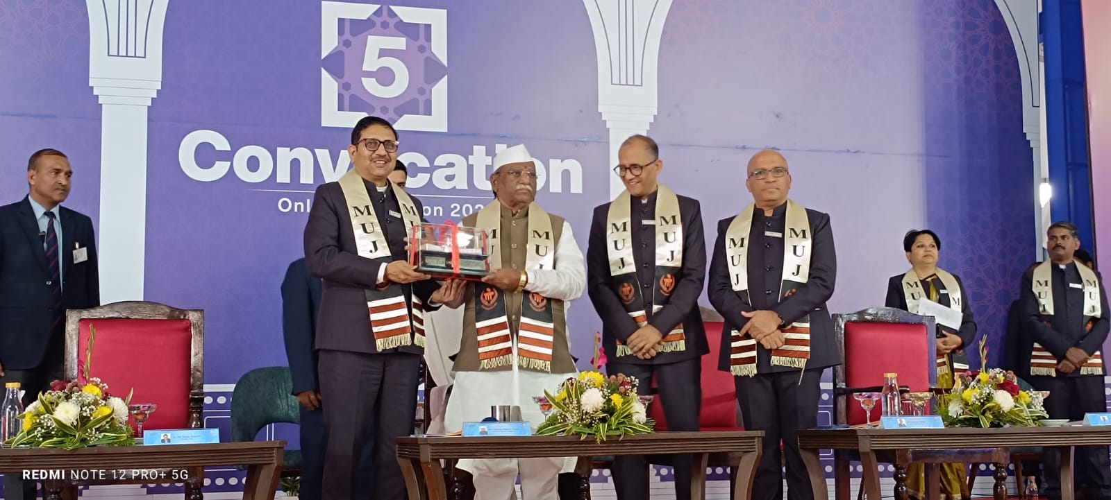 एमयूजे के दीक्षांत समारोह में राज्यपाल हरिभाऊ बोले-भारत विश्वगुरु बनने की…