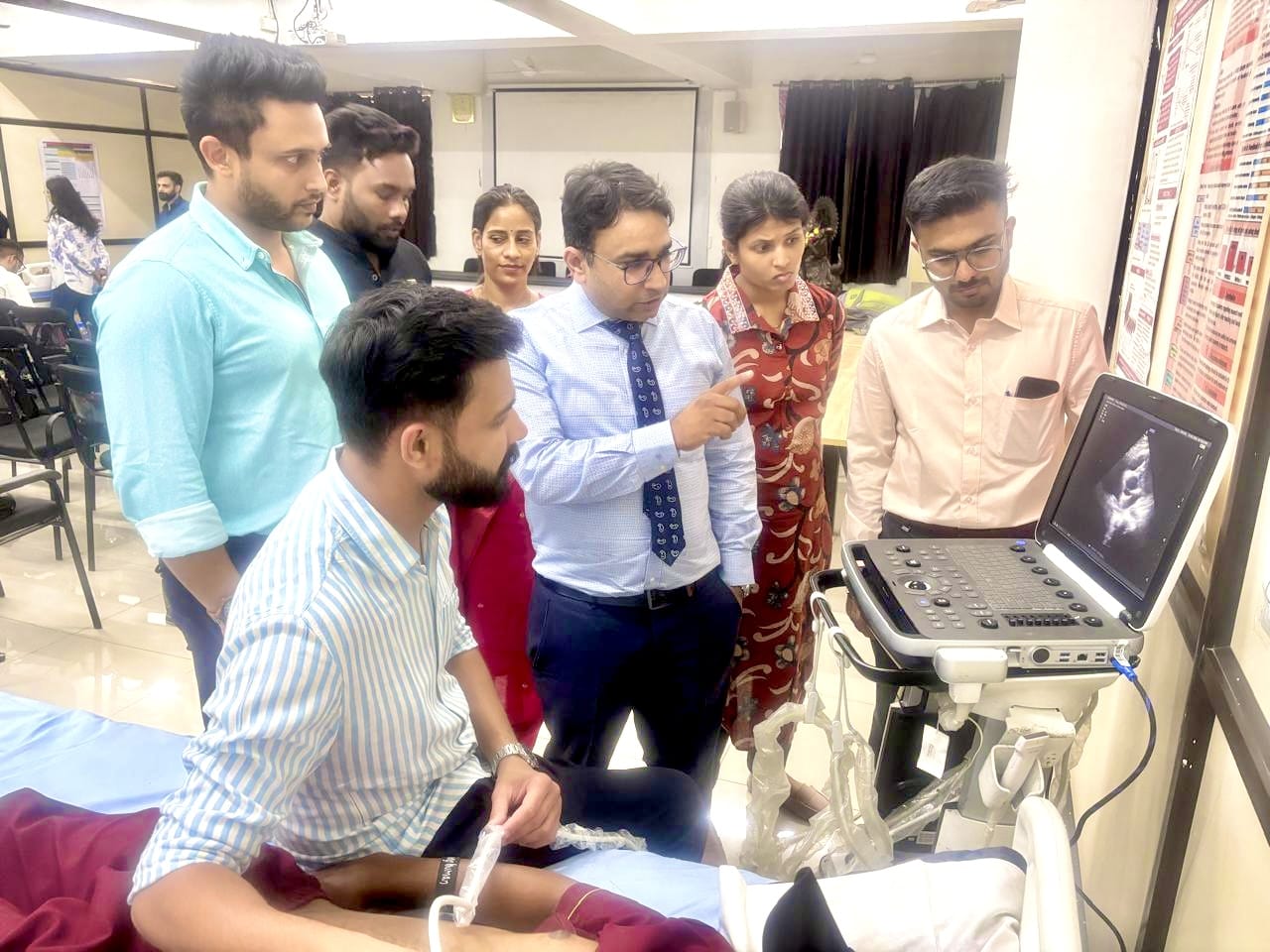 उदयपुर गीतांजलि हॉस्पिटल में पहली बार POCUS वर्कशॉप, अल्ट्रासाउंड से...