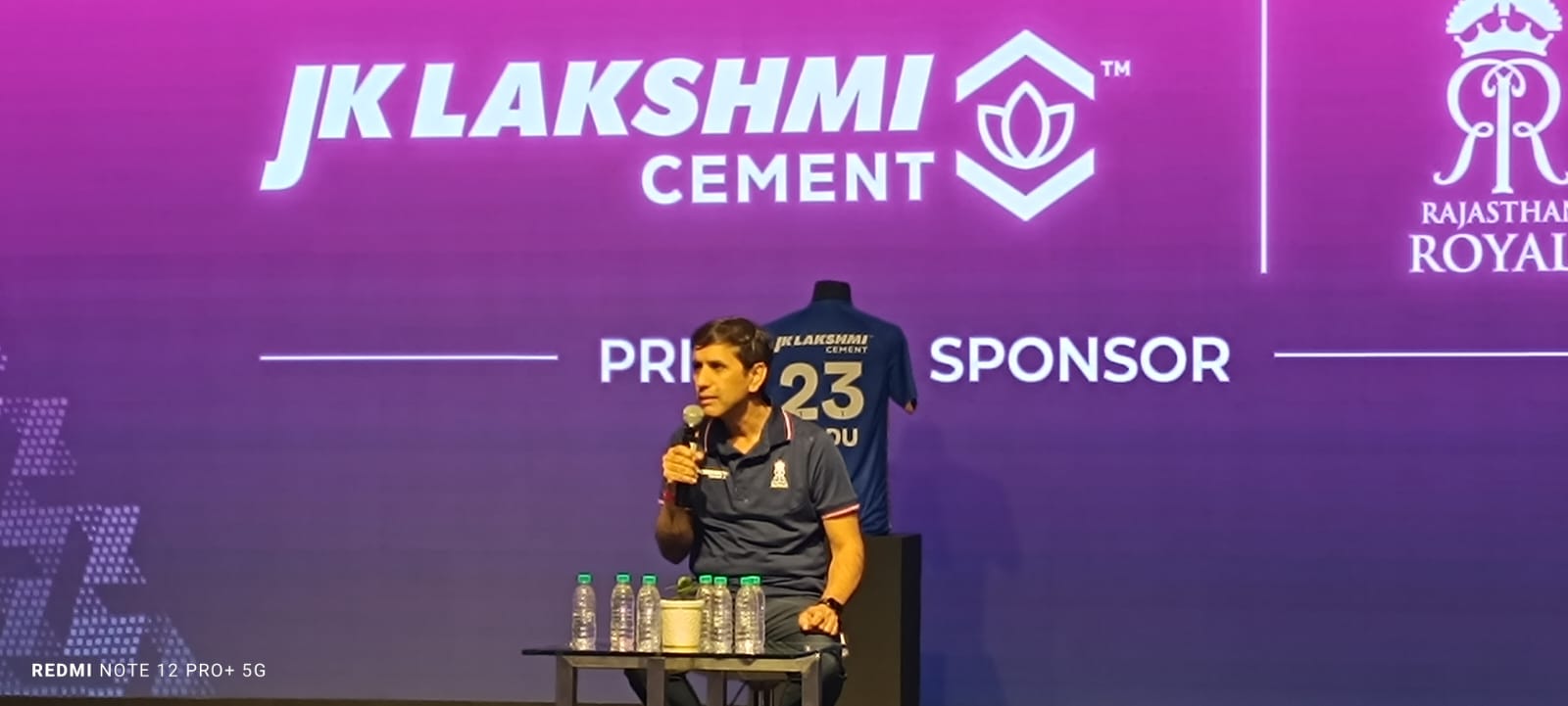 JK लक्ष्मी सीमेंट बना राजस्थान रॉयल्स का प्रिंसिपल स्पॉन्सर, जर्सी पर दिखेगा ब्रांड अरुण शुक्ला निदेशक एवं अधयक्ष जेके सीमेंट 