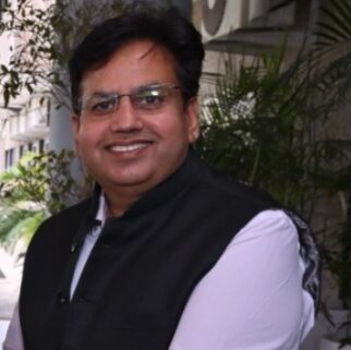 मनीष फौजदार,जयपुर सरस डेयरी एमडीँ