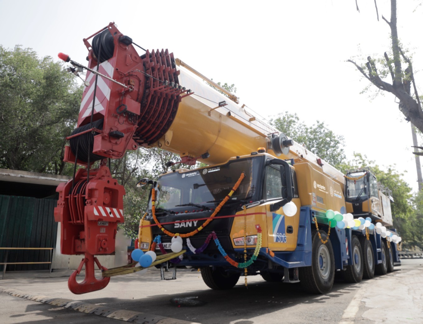 देबारी जिंक स्मेल्टर में 250 मीट्रिक टन इलेक्ट्रिक हाइब्रिड क्रेन