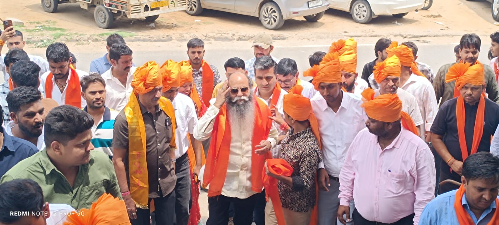जयपुर में करणी सेना के सूरजपाल अम्मू की सरकार को चेतावनी, यूजीसी मुद्दे पर हलफनामा दाखिल करने की मांग...!
